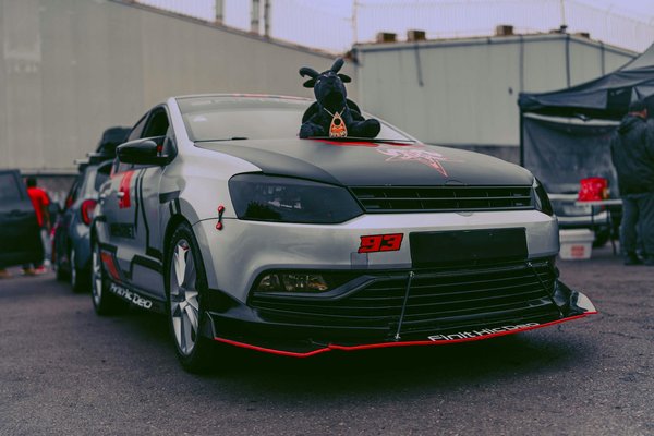 Identificare e affrontare efficacemente un tentativo di furto d'auto: strategie di difesa e sicurezza